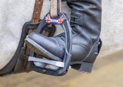 Flex-on-Safe-On-Stirrups-Customisable-Stirrups-2