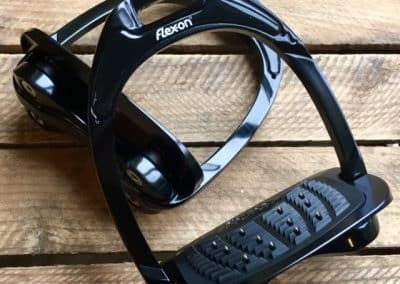 Flex-On-Aluminium-Stirrups-Customisable-2