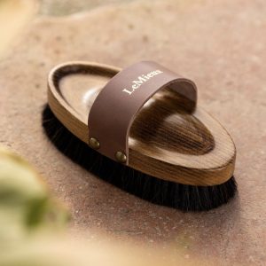 LeMieux-Artisan-Lambswool-Body-Brush-2