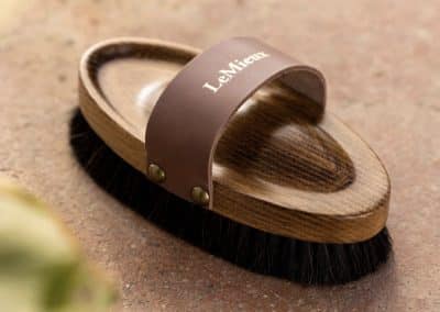 LeMieux-Artisan-Lambswool-Body-Brush-2