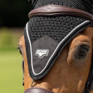 LeMieux-Puissance-Fly-Hood-Lifestyle-Image-Black-2